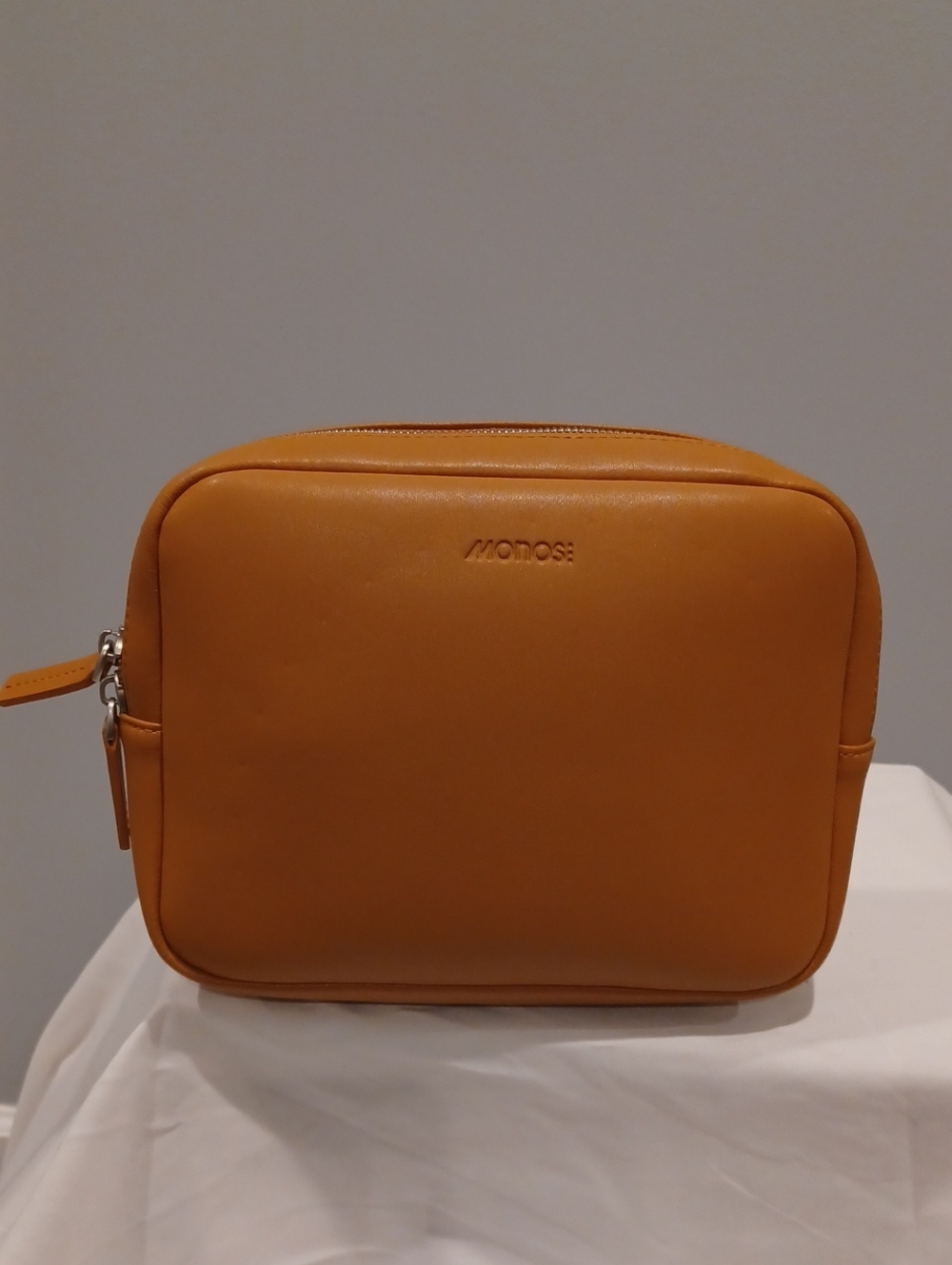 Leather Toiletry Bag - Tan